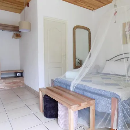 Villa Osumare Cosy Beach Front Guest House-2