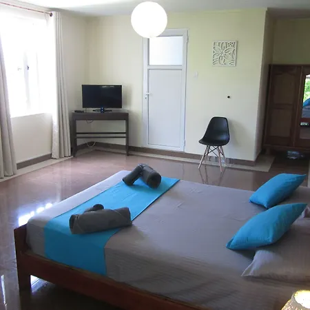 Lariad Bnb-3